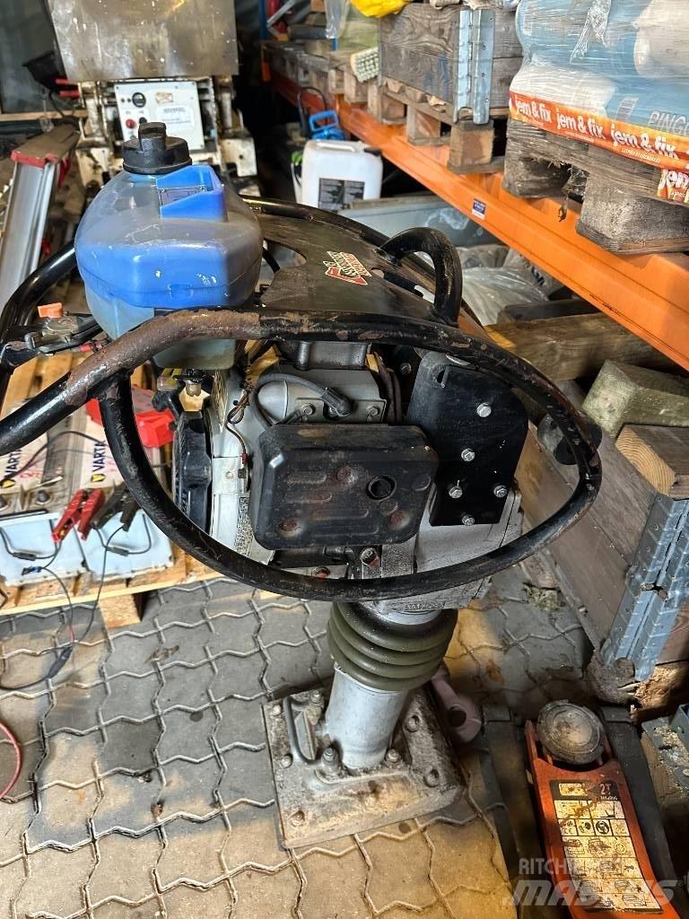Weber Jordloppe Ubijaki