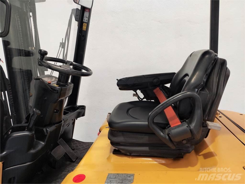 CAT EP25K PAC Wózki elektryczne