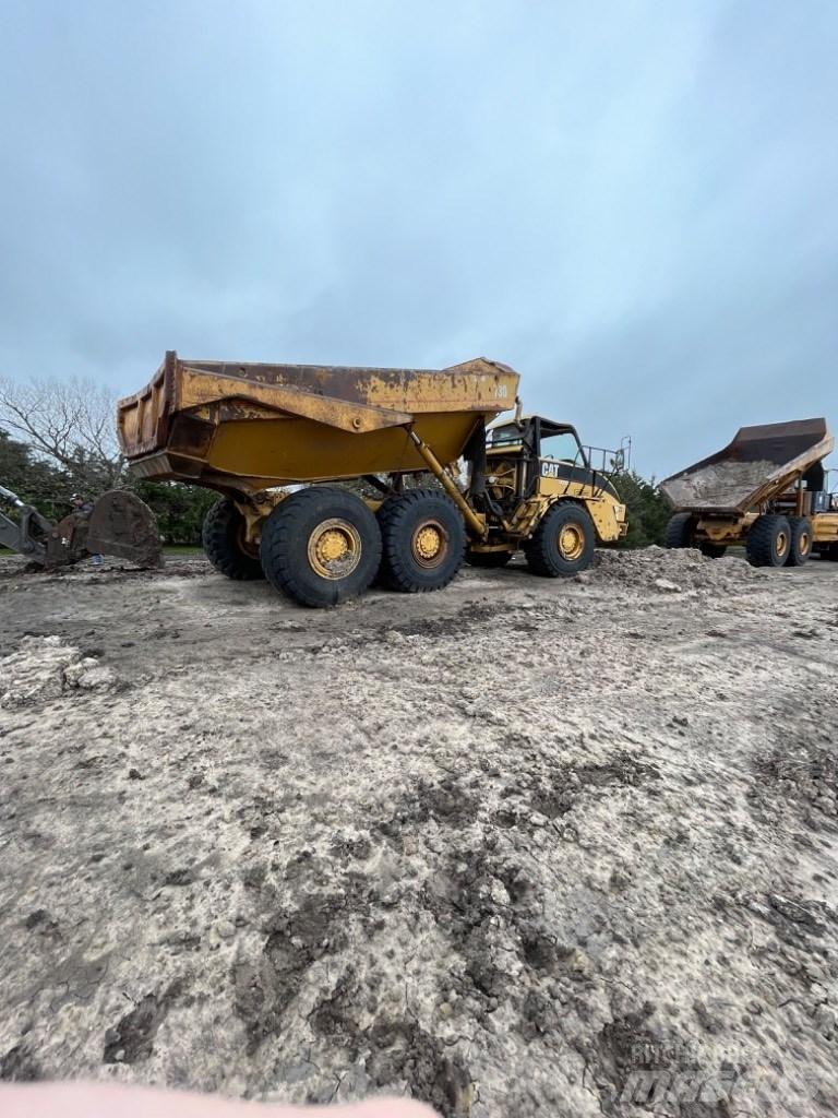 CAT 730 Wozidła przegubowe