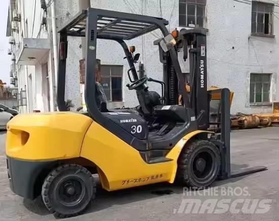 Komatsu 30 Wózki Diesla