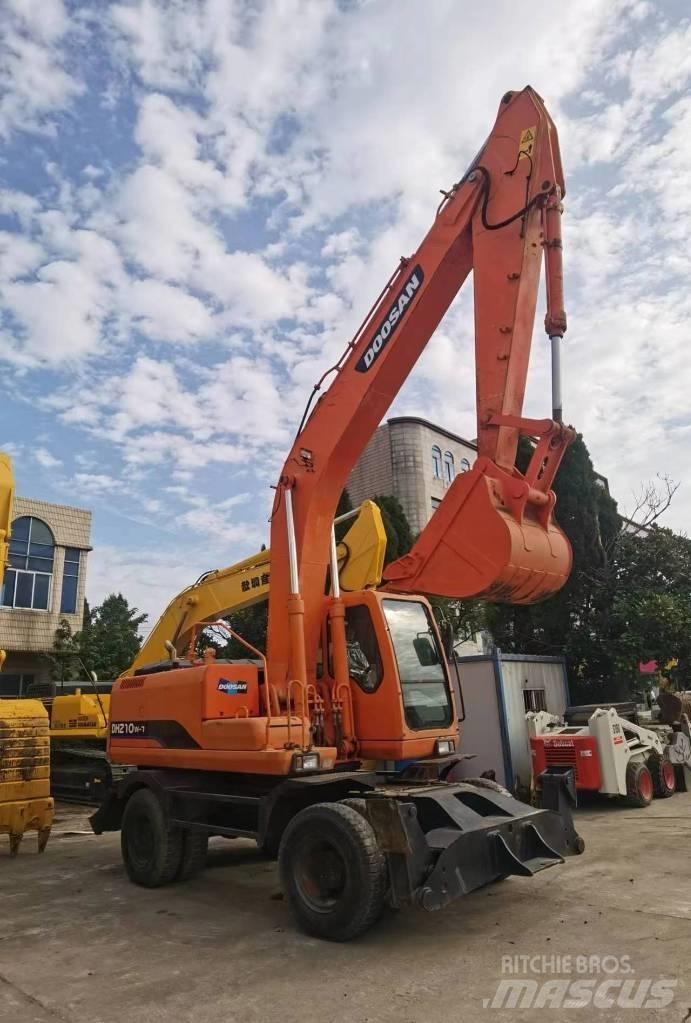 Doosan DH 210 W-7 Koparki kołowe
