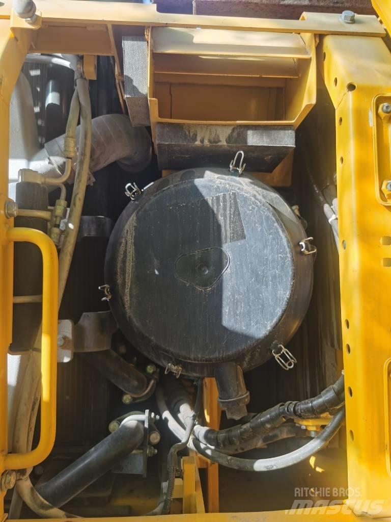 Komatsu PC 460-8 Koparki gąsienicowe