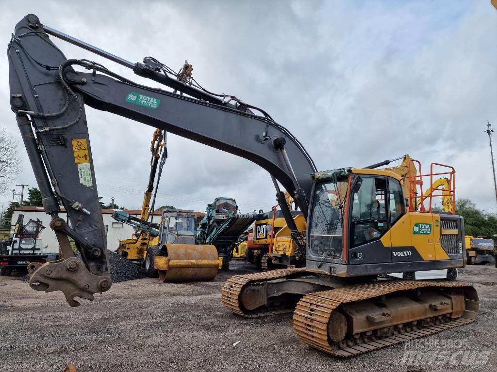 Volvo EC 220 E Koparki gąsienicowe