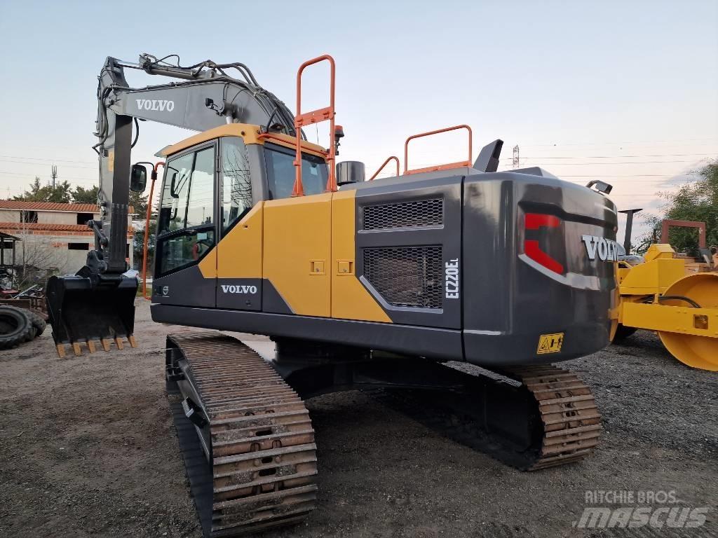 Volvo EC 220 E Koparki gąsienicowe
