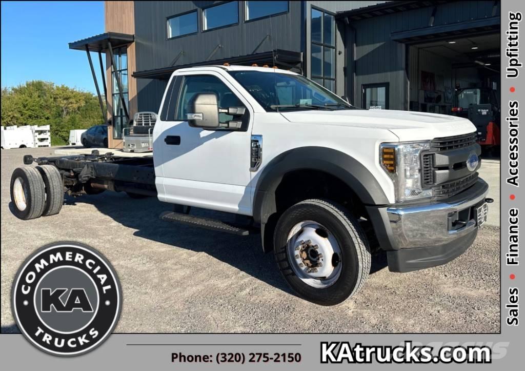 Ford F 550 XL SD Pojazdy pod zabudowę