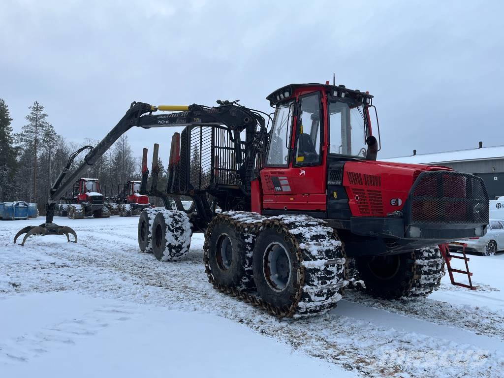 Komatsu 895 Forwardery