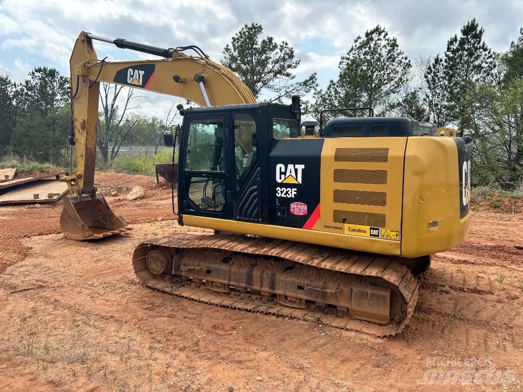 CAT 323FL Koparki gąsienicowe