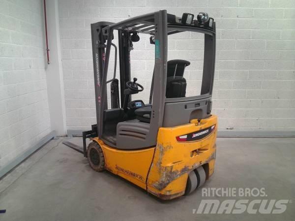 Jungheinrich EFG 215 Wózki elektryczne