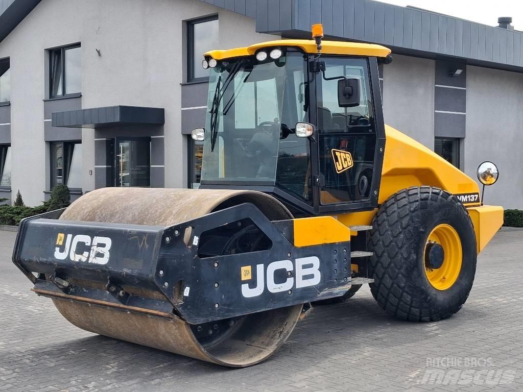 JCB VM 137 Walce jednobębnowe