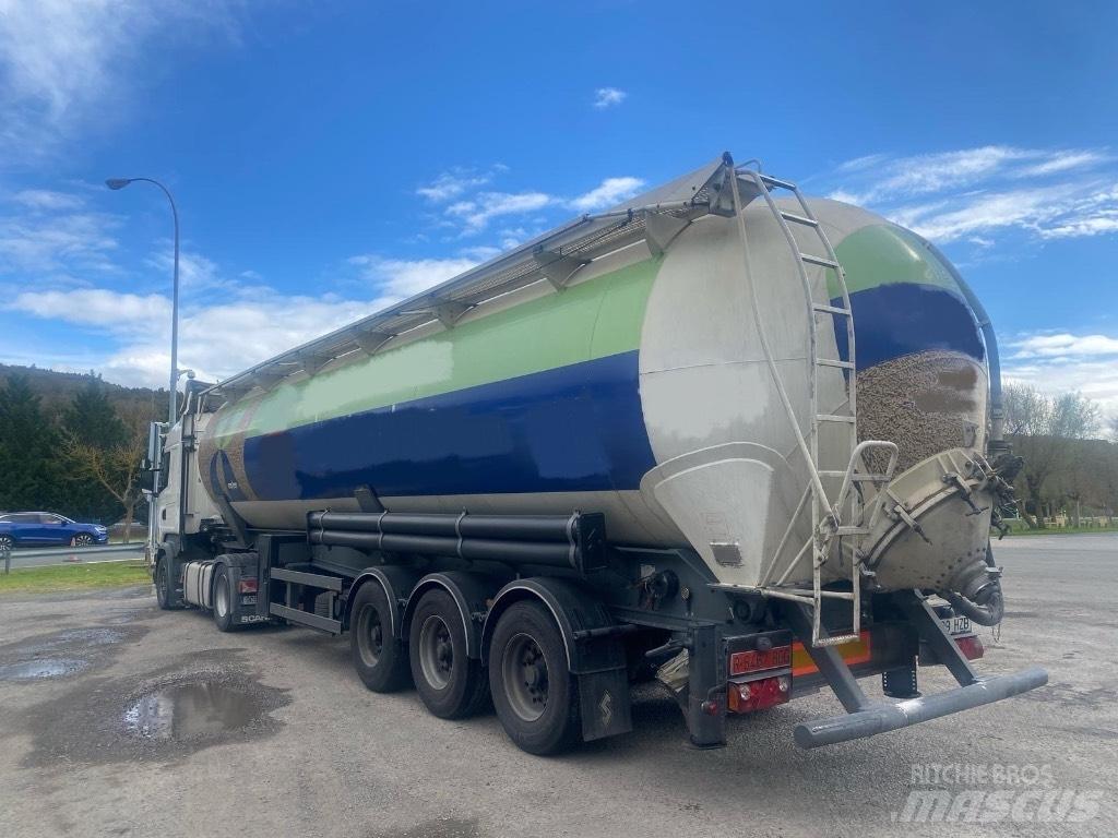 Spitzer SK2460CAL Naczepy cysterna