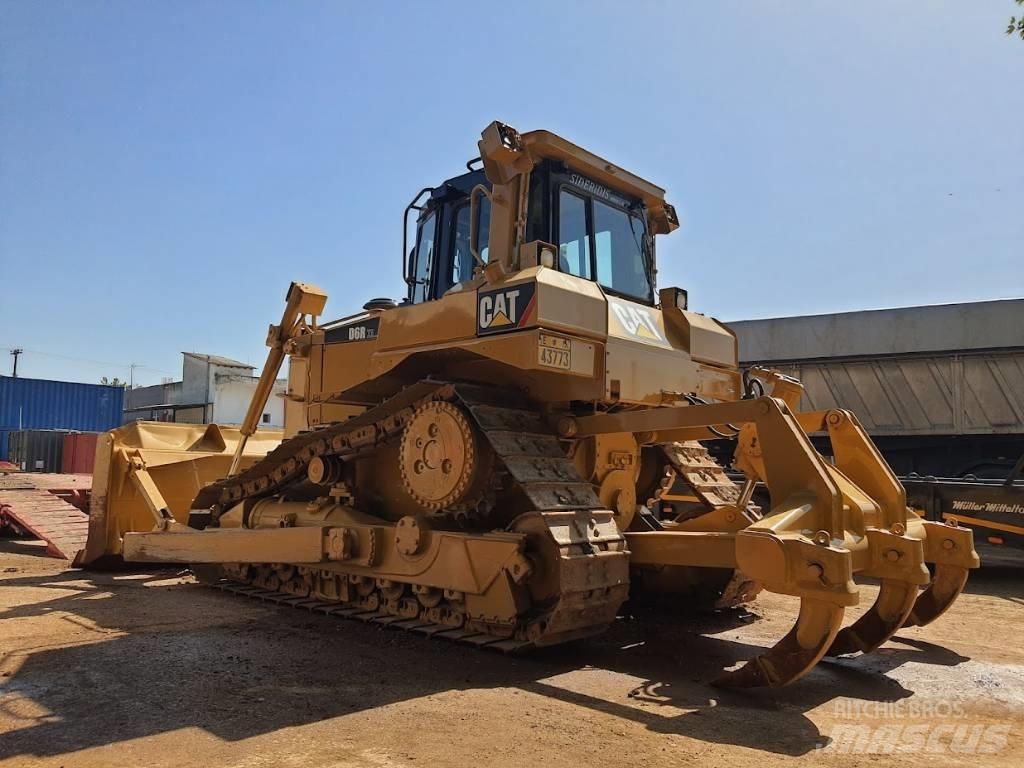 CAT D 6 R XL III Spycharki gąsienicowe