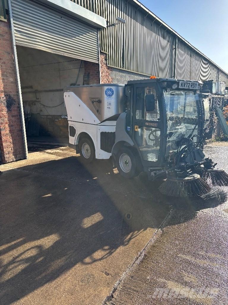 Hako 1650 Zamiatarki - Zgarniarki - Odśnieżarki