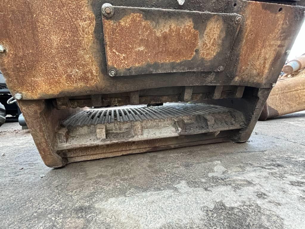MB Crusher 120 Łyżki kruszące