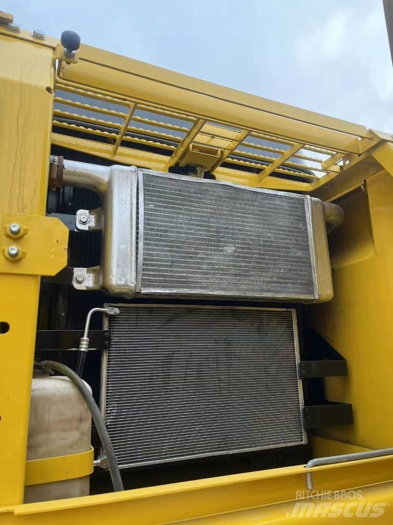 Komatsu PC 220-7 Koparki gąsienicowe