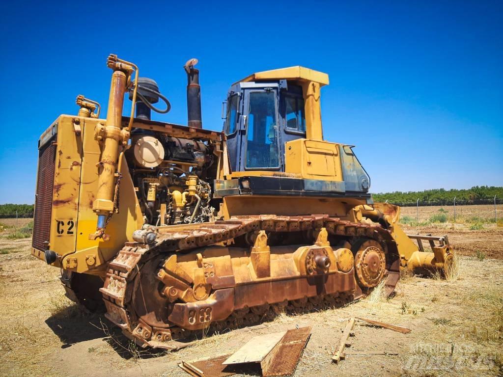 Komatsu D 375-1 Spycharki gąsienicowe
