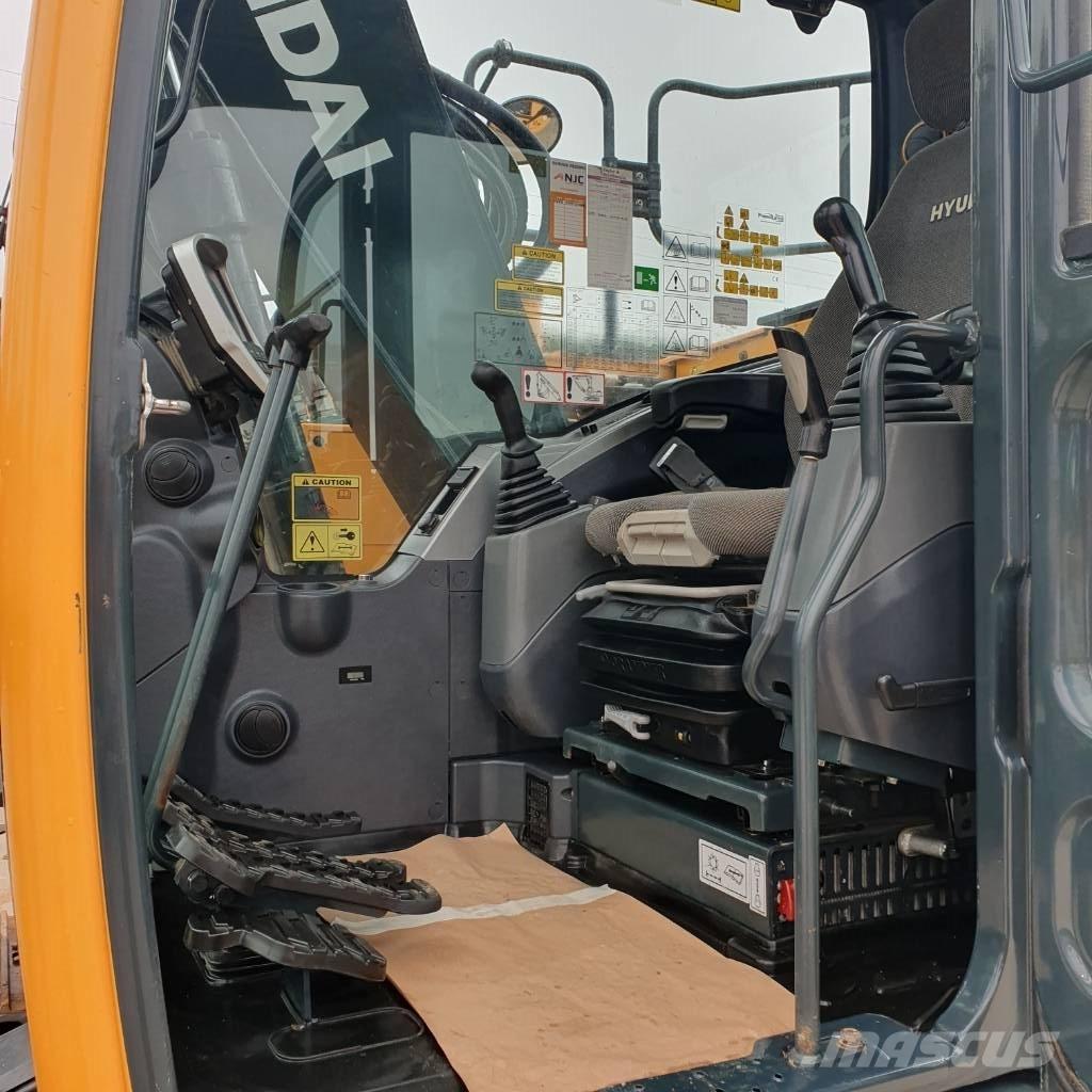 Hyundai HX 130 ALCR Koparki gąsienicowe