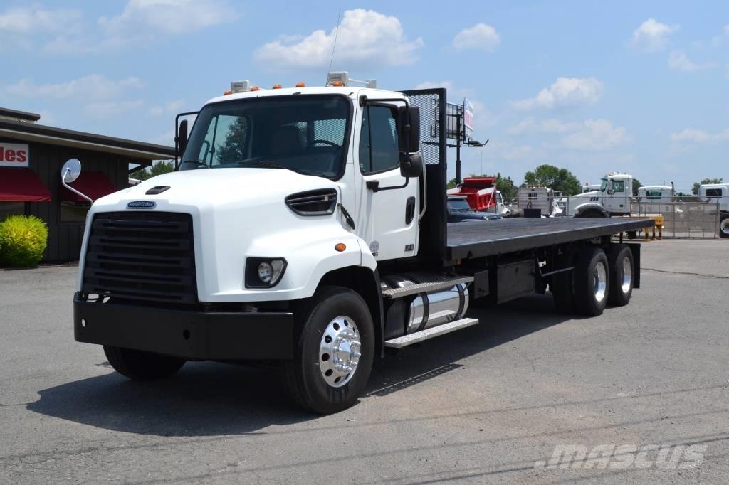 Freightliner 114SD Ciężarówki typu Platforma / Skrzynia
