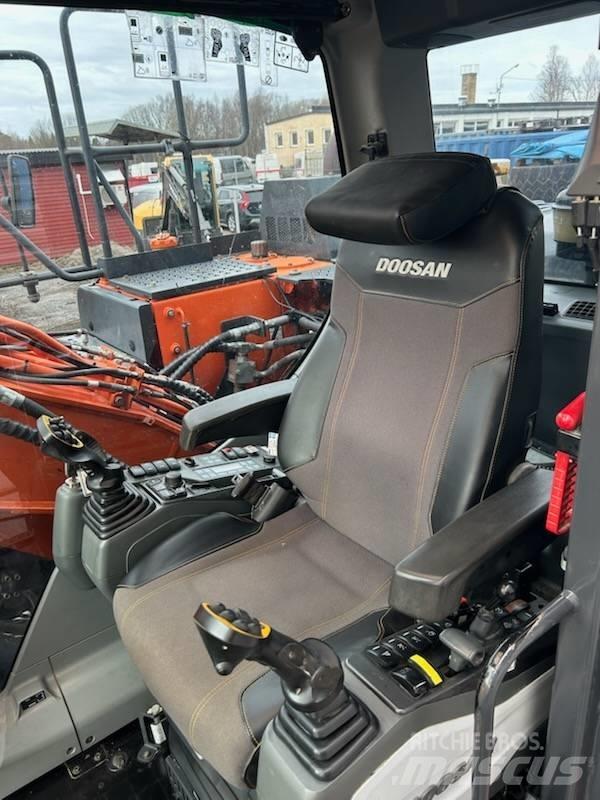 Doosan DX 170 W Koparki kołowe