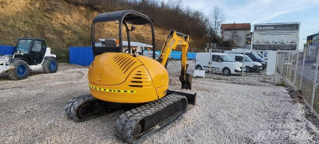 JCB 8040 ZTS Minikoparki
