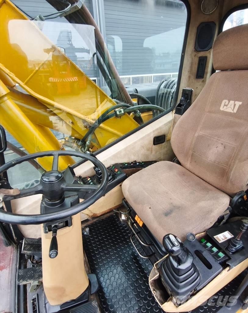 CAT M 315 Koparki kołowe