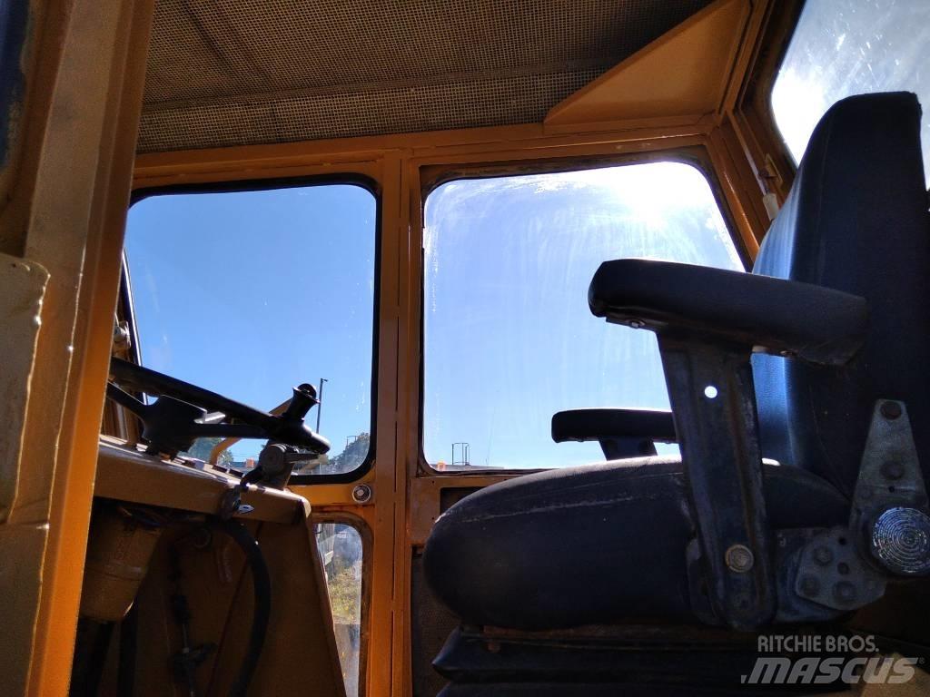 Bomag BW 212 Walce jednobębnowe