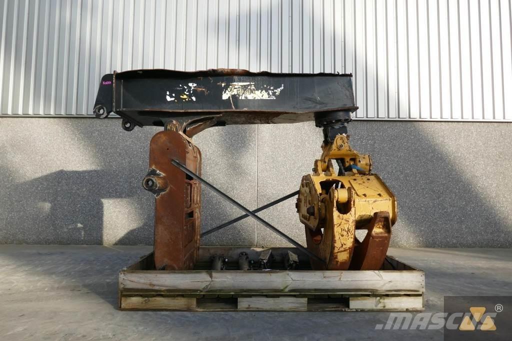 CAT 525D Grapple Transport - Inne