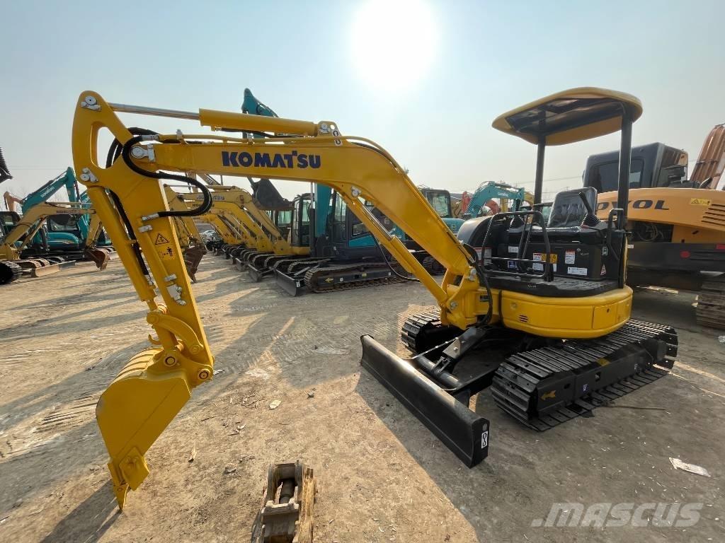 Komatsu PC 35 Minikoparki