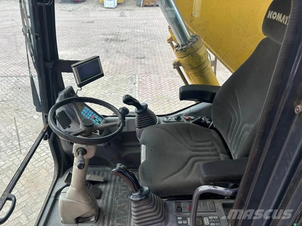 Komatsu PW200 Koparki kołowe