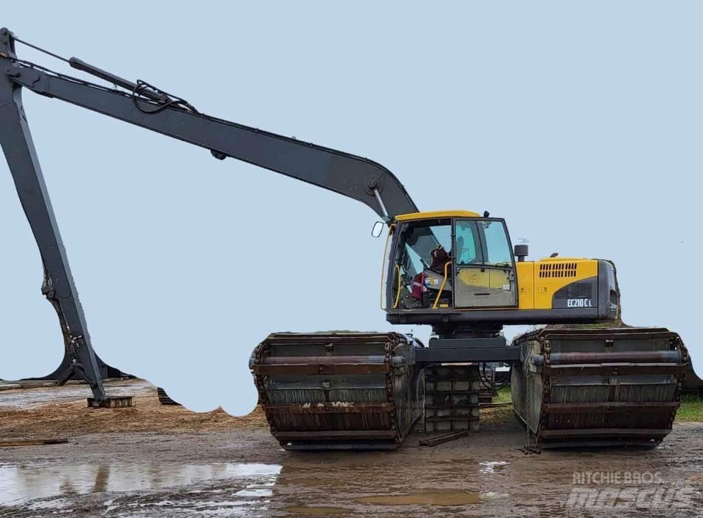 Volvo EC 210 C L Koparki pływające - amfibie