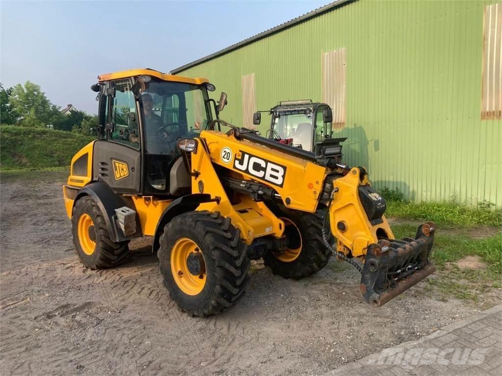 JCB TM 220 Ładowarki rolnicze