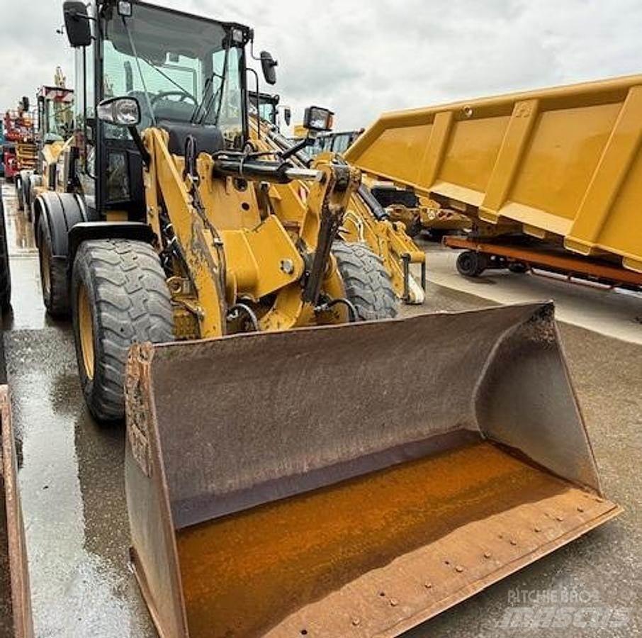 CAT 908M Ładowarki kołowe