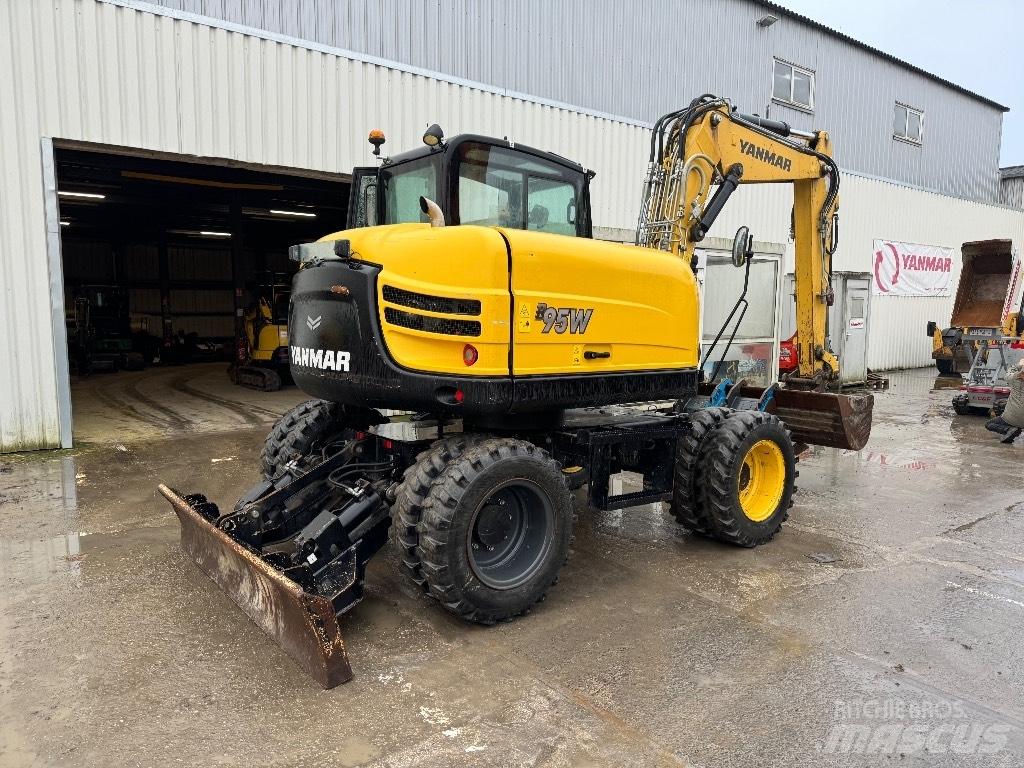 Yanmar B95W (40408) Koparki kołowe