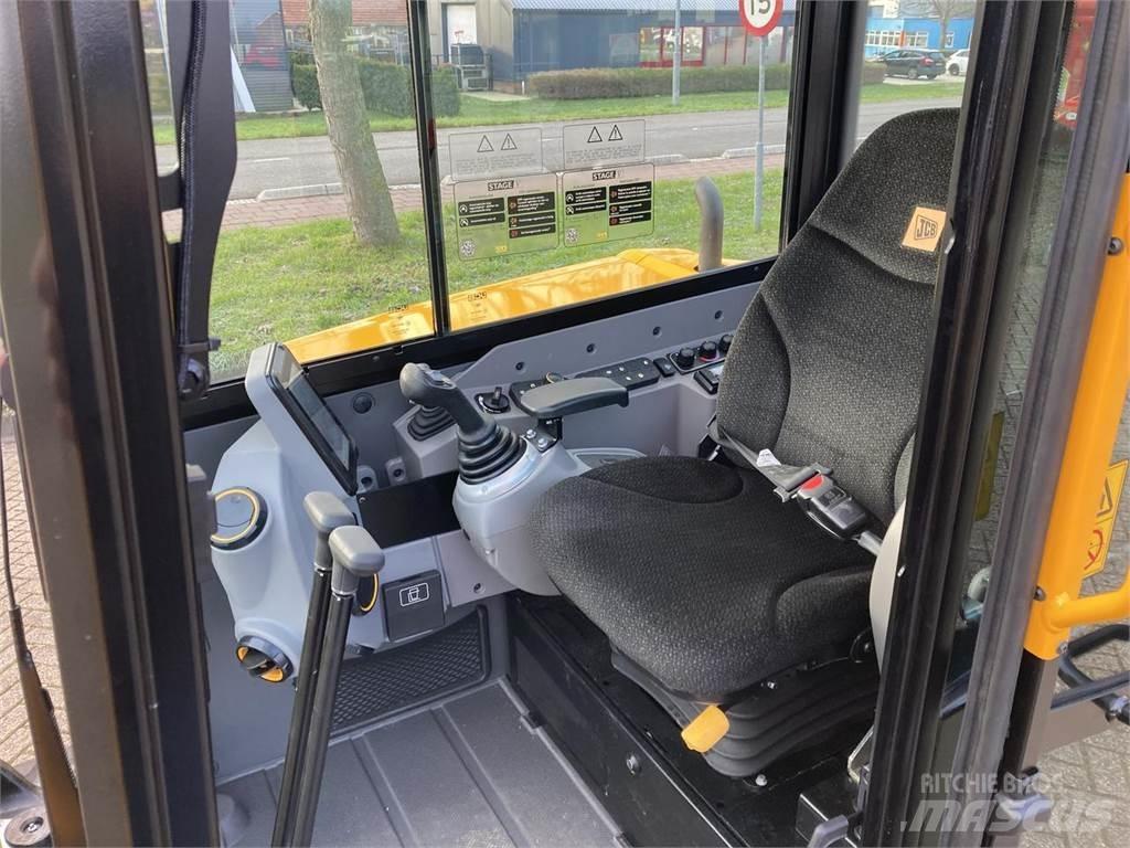JCB 60C Minikoparki