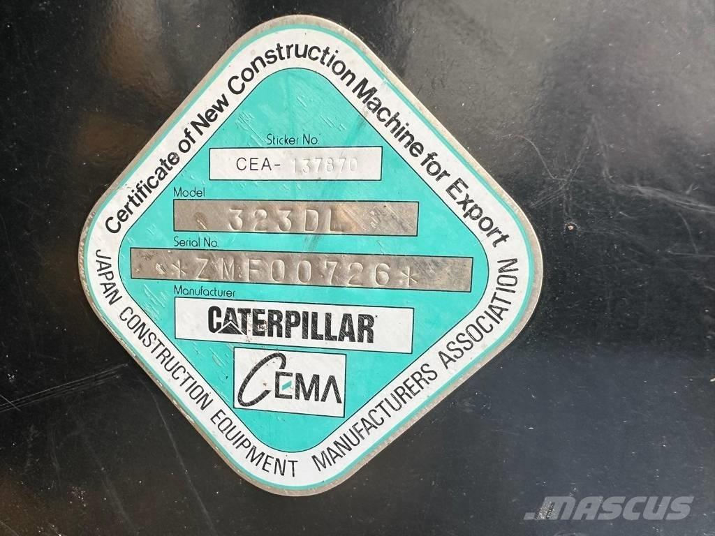 CAT 323 D LN Koparki gąsienicowe