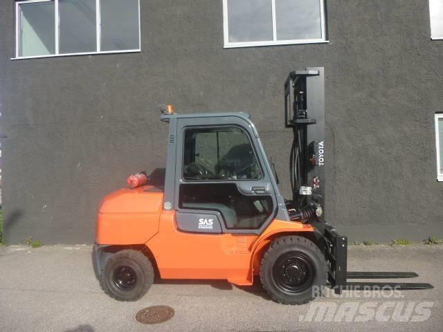 Toyota 7 FD A 50 Wózki Diesla