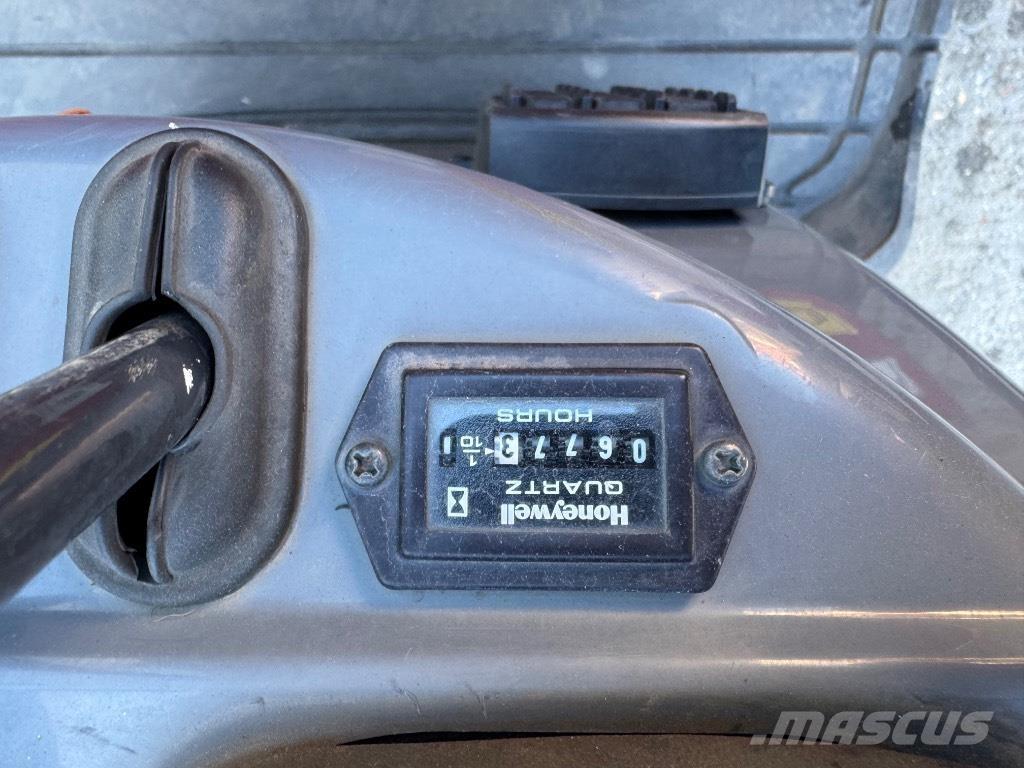 Yanmar SV08 (1D776) Minikoparki