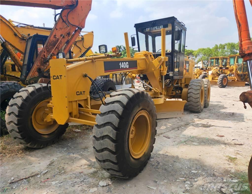 CAT 140G Równiarki