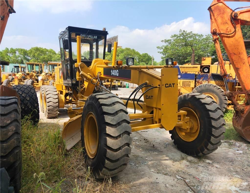 CAT 140G Równiarki