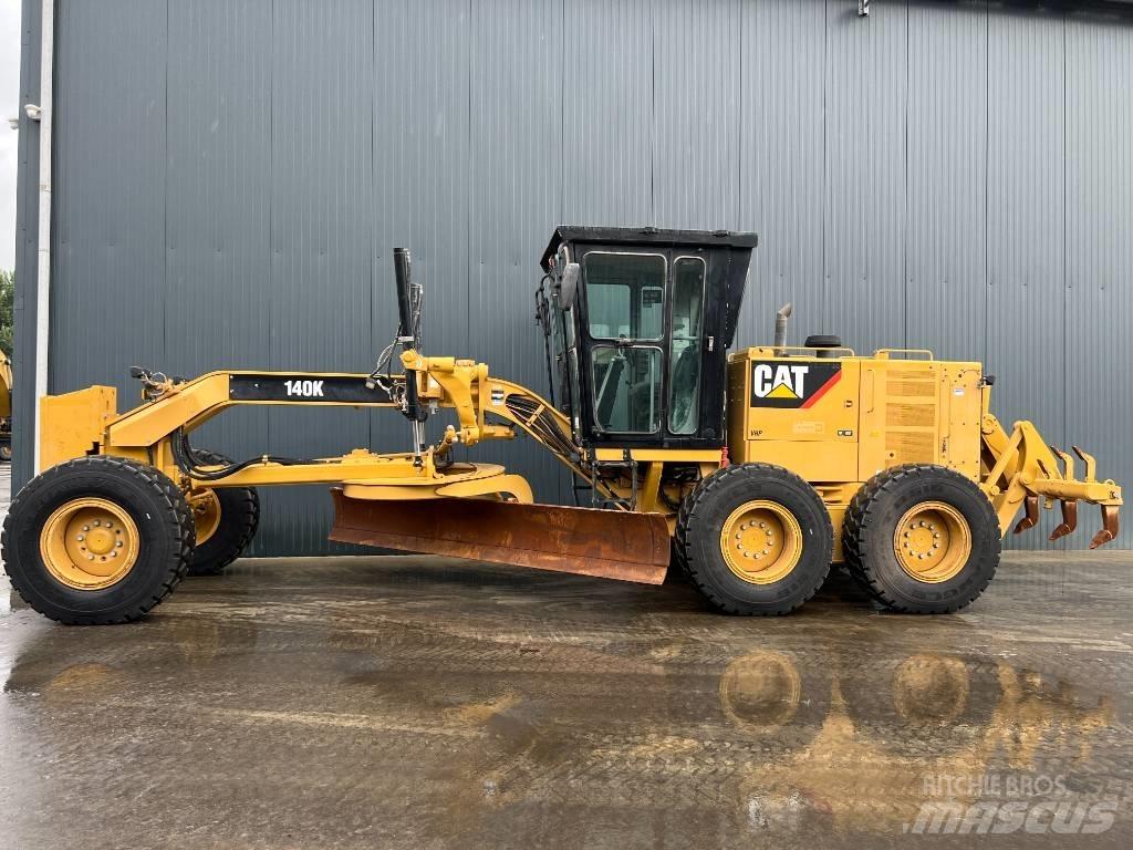 CAT 140K Równiarki