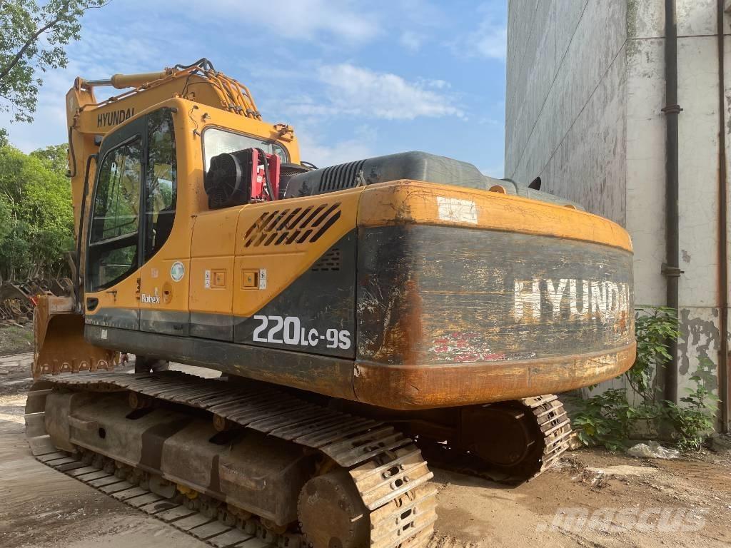 Hyundai 220LC-9S Koparki gąsienicowe
