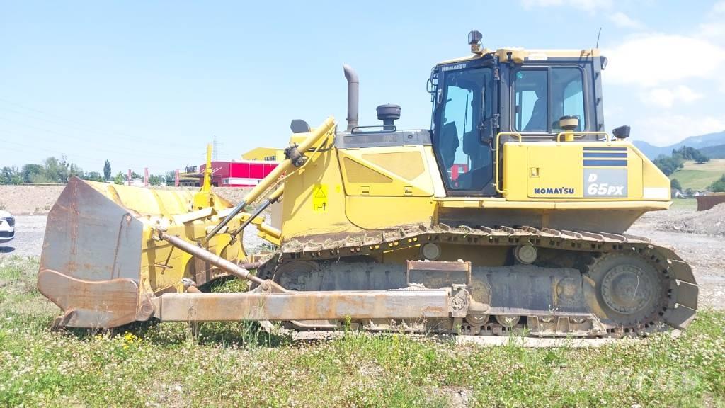 Komatsu D 65 PX-17 Spycharki gąsienicowe