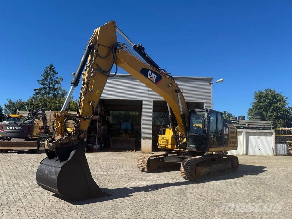 CAT 326 F LN Koparki gąsienicowe