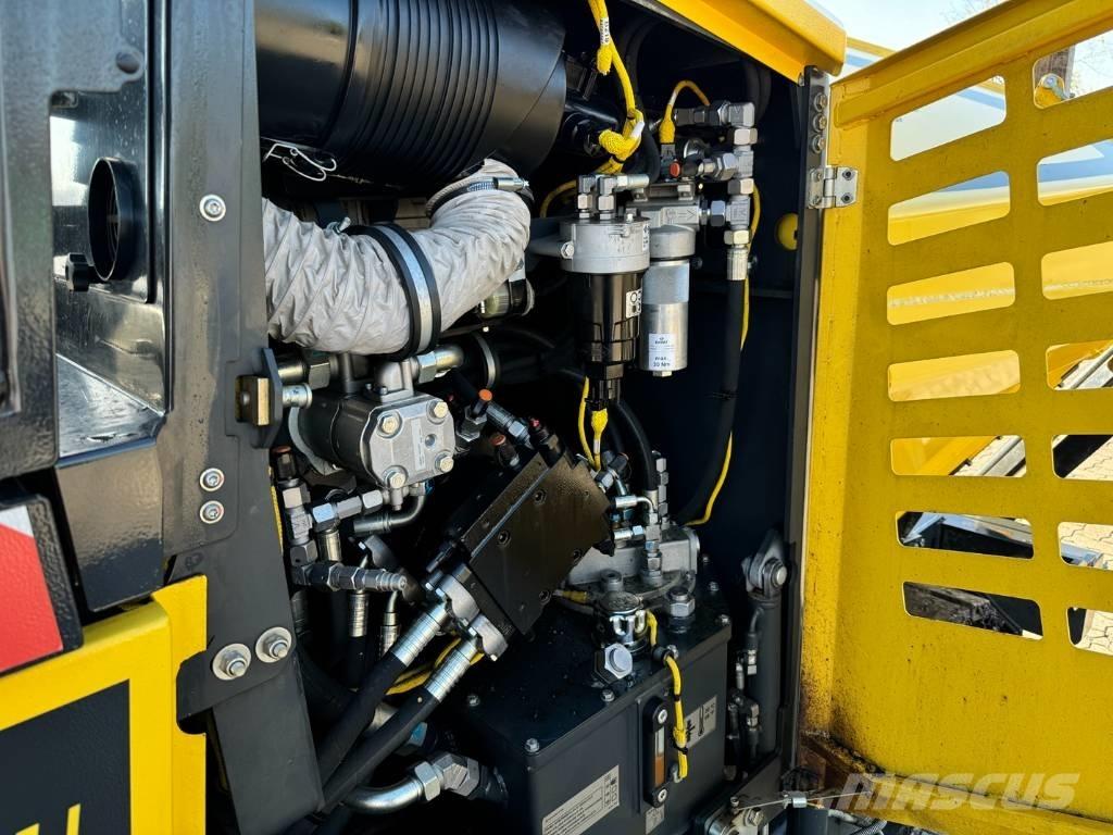 Bomag BF 300 C-2 Rozściełacze do asfaltu