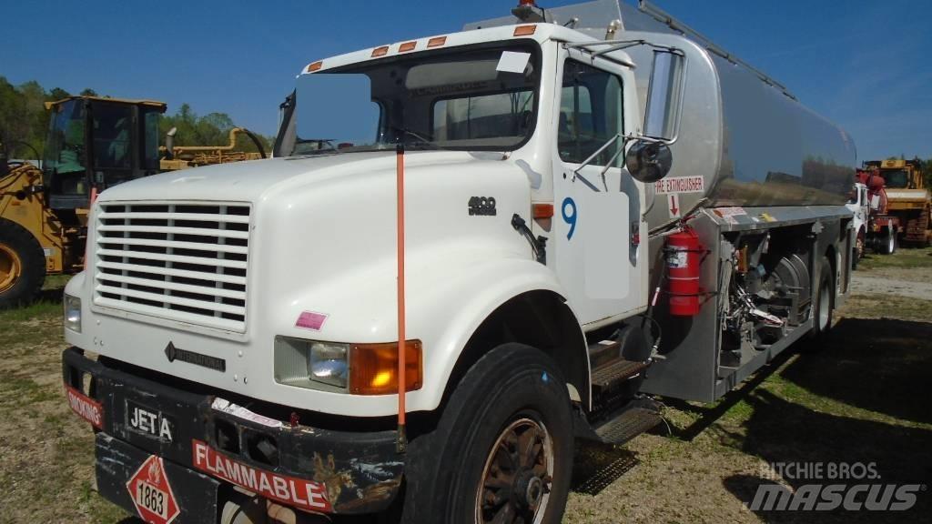 International 4900 Cysterna