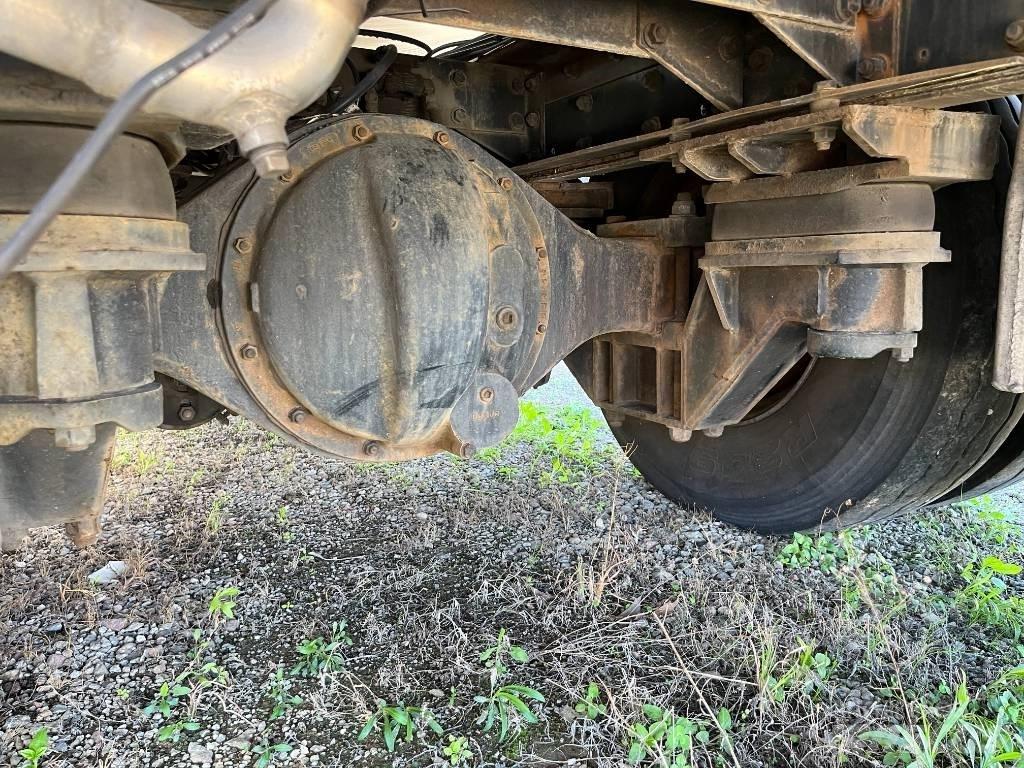 International 4900 Cysterna