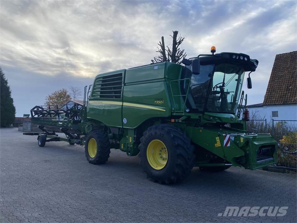 John Deere T550 Kombajny zbożowe