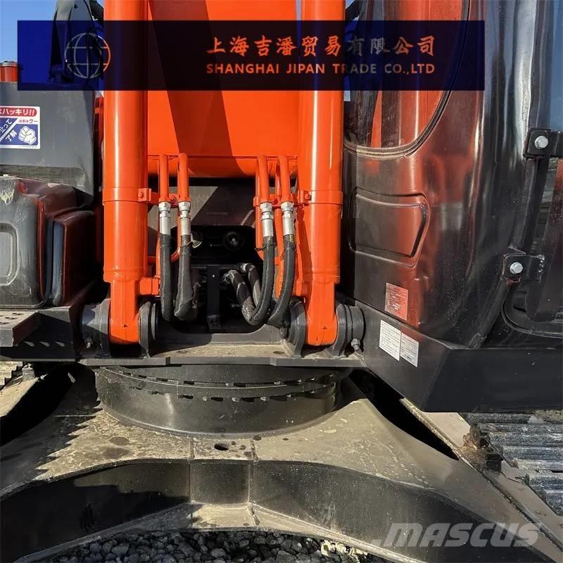 Hitachi ZX 200 Koparki gąsienicowe