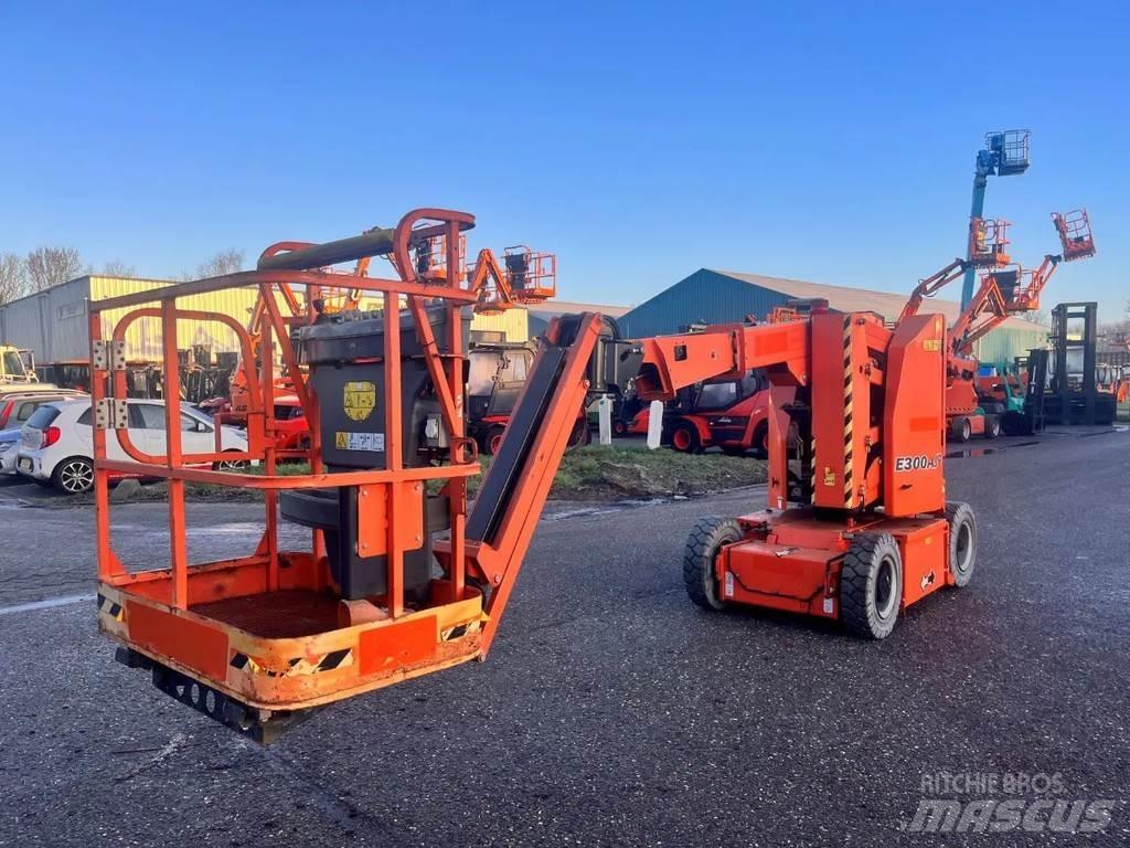 JLG E300AJP Podnośniki przegubowe