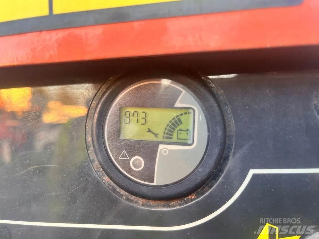 JLG E300AJP Podnośniki przegubowe