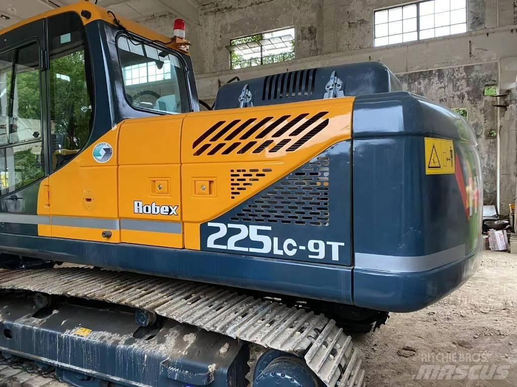 Hyundai 225LC-9 Koparki gąsienicowe